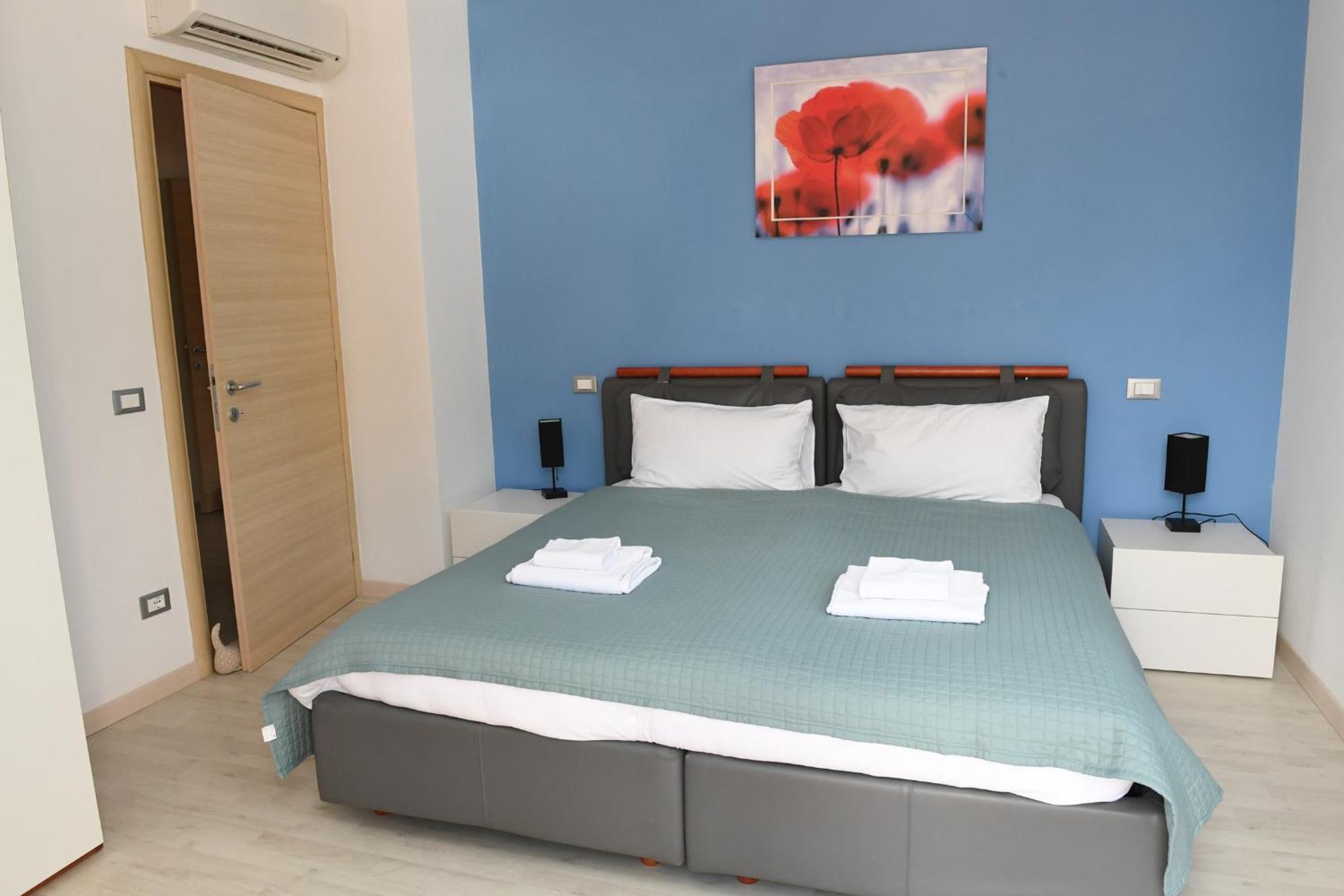 Favola Bella The Panoramic Penthouse Apartment บาร์โดลิโน ภายนอก รูปภาพ